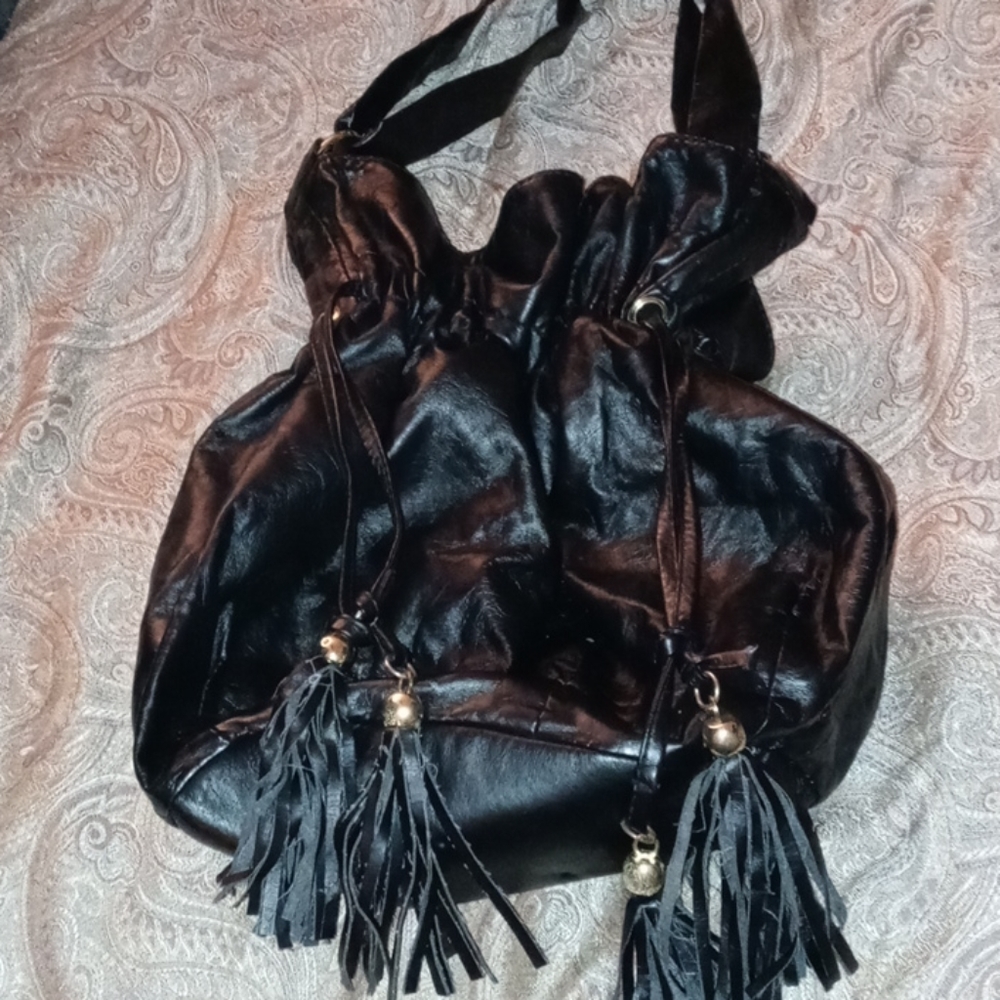 Bucket bag